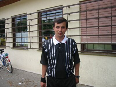 Ali G&uuml;r