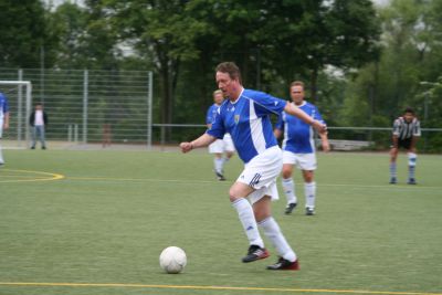 Kicking DJK Schwarz-Wei&szlig;