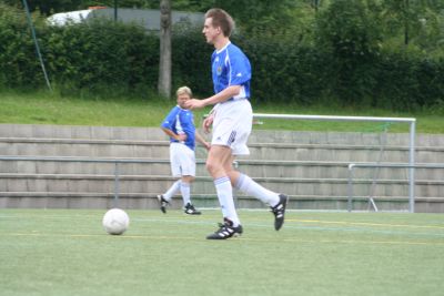 Kicking DJK Schwarz-Wei&szlig;