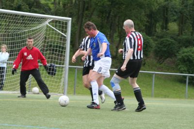 Kicking DJK Schwarz-Wei&szlig;