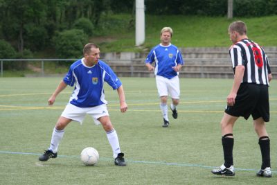 Kicking DJK Schwarz-Wei&szlig;