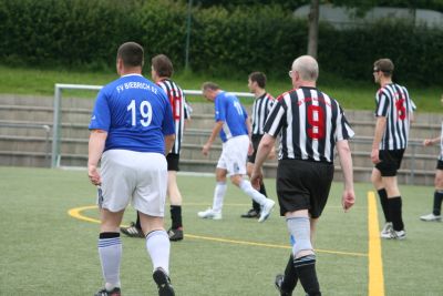 Kicking DJK Schwarz-Wei&szlig;