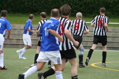Kicking DJK Schwarz-Wei&szlig;
