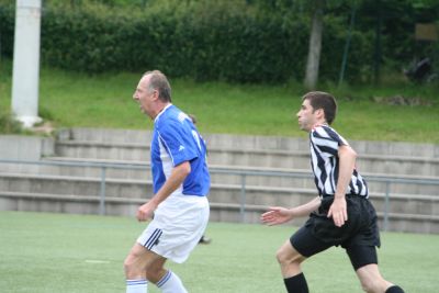 Kicking DJK Schwarz-Wei&szlig;