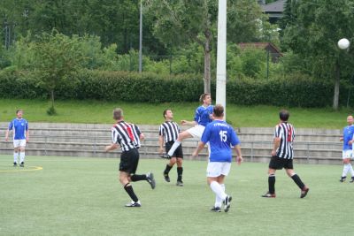 Kicking DJK Schwarz-Wei&szlig;