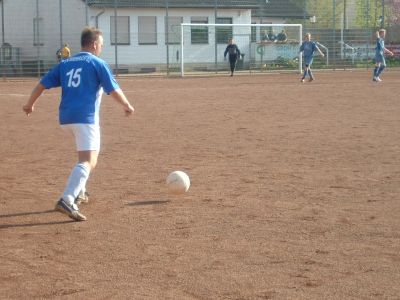 Kicking FC Bierstadt