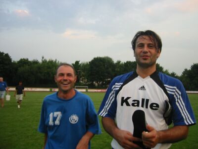 Kicking Walluf