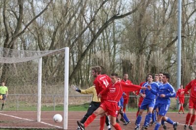 Ausw&auml;rtsspiel bei der SG Walluf