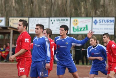 Ausw&auml;rtsspiel bei der SG Walluf