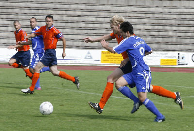 Freundschaftsspiel beim SV Wiesbaden (25. 07. 2009)