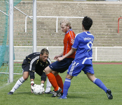 Freundschaftsspiel beim SV Wiesbaden (25. 07. 2009)