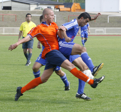 Freundschaftsspiel beim SV Wiesbaden (25. 07. 2009)