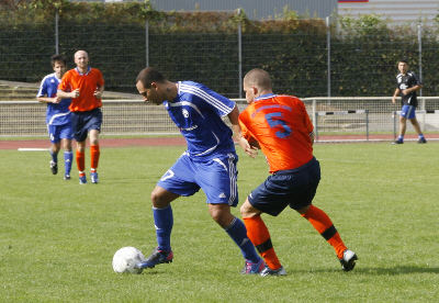 Freundschaftsspiel beim SV Wiesbaden (25. 07. 2009)