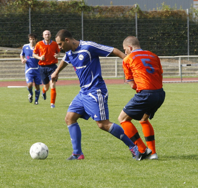 Freundschaftsspiel beim SV Wiesbaden (25. 07. 2009)
