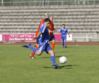 Freundschaftsspiel beim SV Wiesbaden (25. 07. 2009)