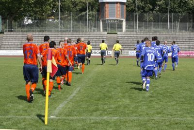 Freundschaftsspiel beim SV Wiesbaden (25. 07. 2009)