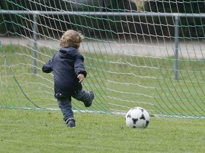 Turnier beim FC Eddersheim, Gruppenspiel gegen den 1. FC Eschborn (18. 07. 2009)
