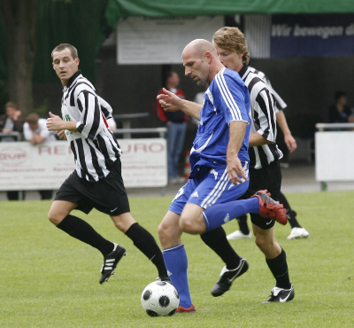 Turnier beim FC Eddersheim, Gruppenspiel gegen Germania Weilbach (18. 07. 2009)