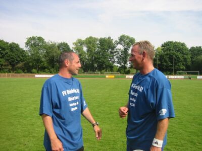 Kicking SV Biebrich 19