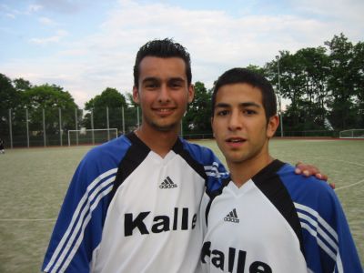 Kicking DJK Schwarz-Wei&szlig;