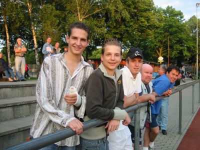 Kicking DJK Schwarz-Wei&szlig;