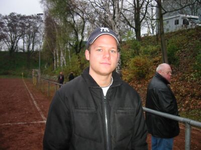 Kicking Hellas Schierstein