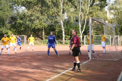 Kicking FSV Hellas