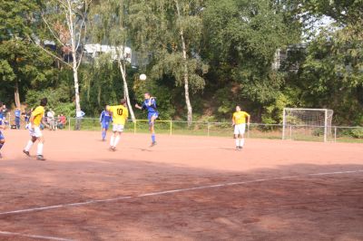 Kicking FSV Hellas