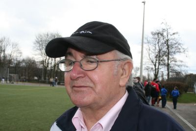 Kicking FSV Hellas