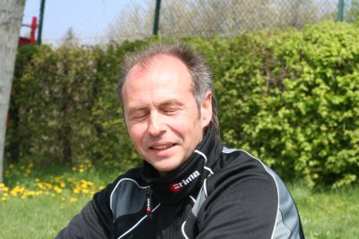 Kicking DJK Schwarz-Wei&szlig;