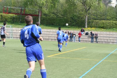 Kicking DJK Schwarz-Wei&szlig;