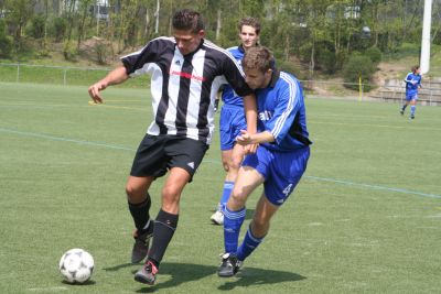 Kicking DJK Schwarz-Wei&szlig;