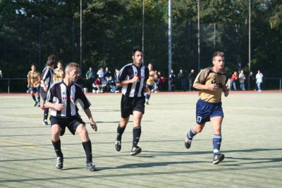 Ausw&auml;rtsspiel bei der DJK Schwarz-Wei&szlig;