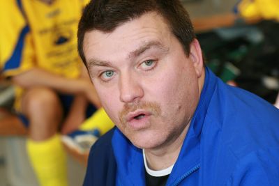 Hallenturnier der Wiesbadener Kreisschiedsrichter-Vereinigung in der Sporthalle am Els&auml;sser Platz (07. 01. 2012)