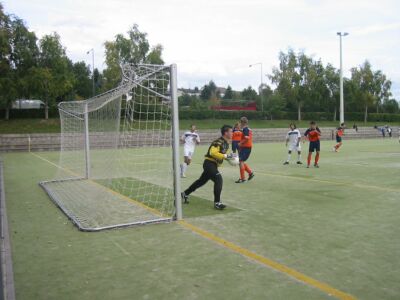 Kicking TuS Hahn