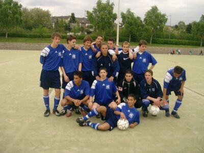 Kicking TuS Hahn