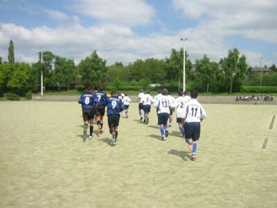 Kicking FSV Frankfurt