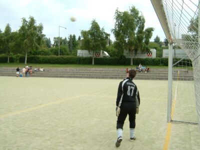 Kicking FSV Frankfurt