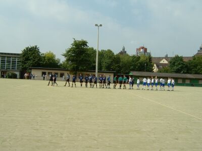 Kicking FSV Frankfurt