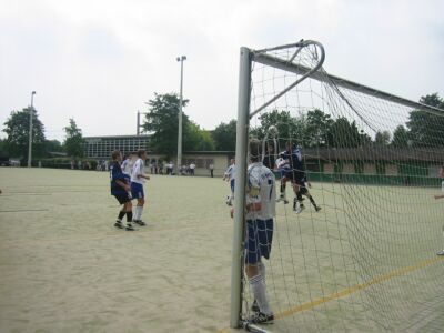 Kicking FSV Frankfurt