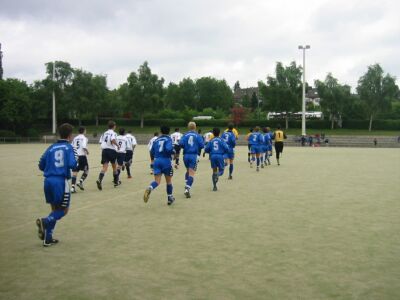 Kicking SV Darmstadt 98