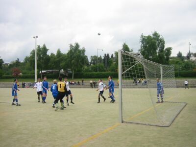 Kicking SV Darmstadt 98