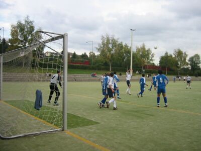 Kicking VfB Gie&szlig;en