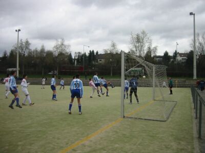 Kicking SG 01 H&ouml;chst
