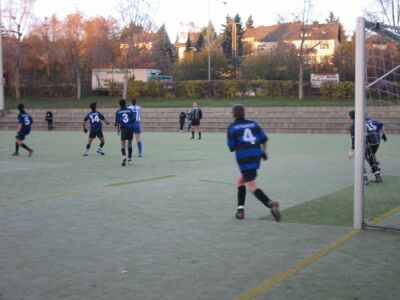 Kicking FSV Frankfurt