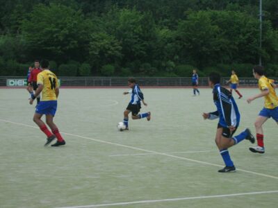 Kicking TuS Dotzheim