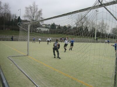 Kicking DJK Schwarz-Wei&szlig; II