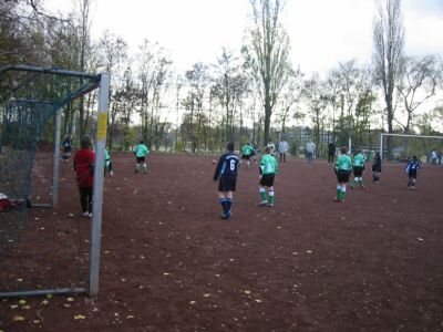 Kicking FV Biebrich 02