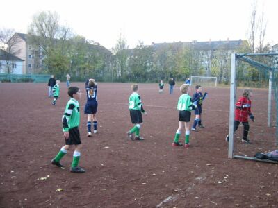 Kicking FV Biebrich 02