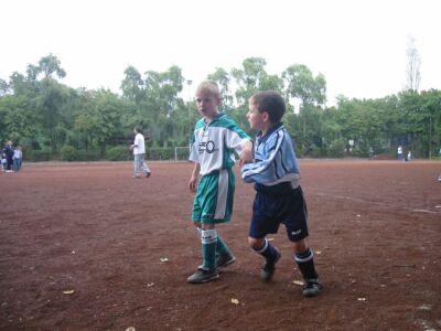 F2-Jugend kicking SC Kohlheck II